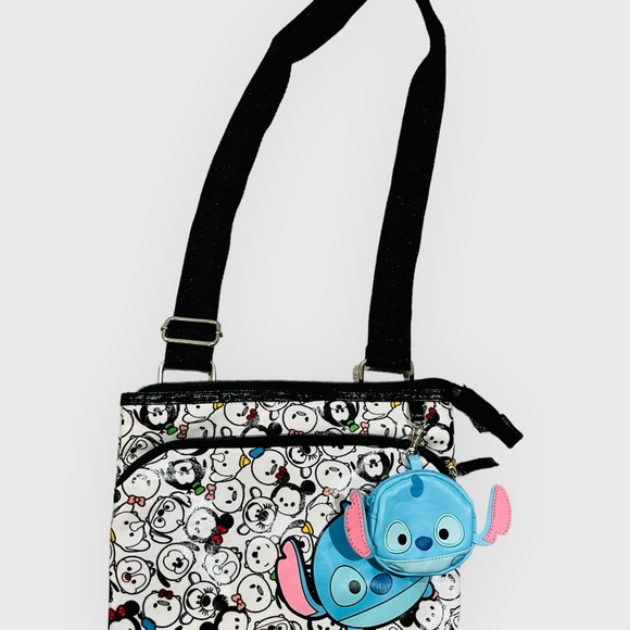 Disney Handbags - Disney Tsum Tsum collectable purse